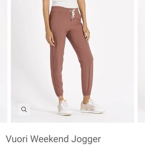 Vuori Women's Relaxed Jogger - Terracotta